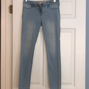 Hollister skinny Jean Legging Size 5R, light wash